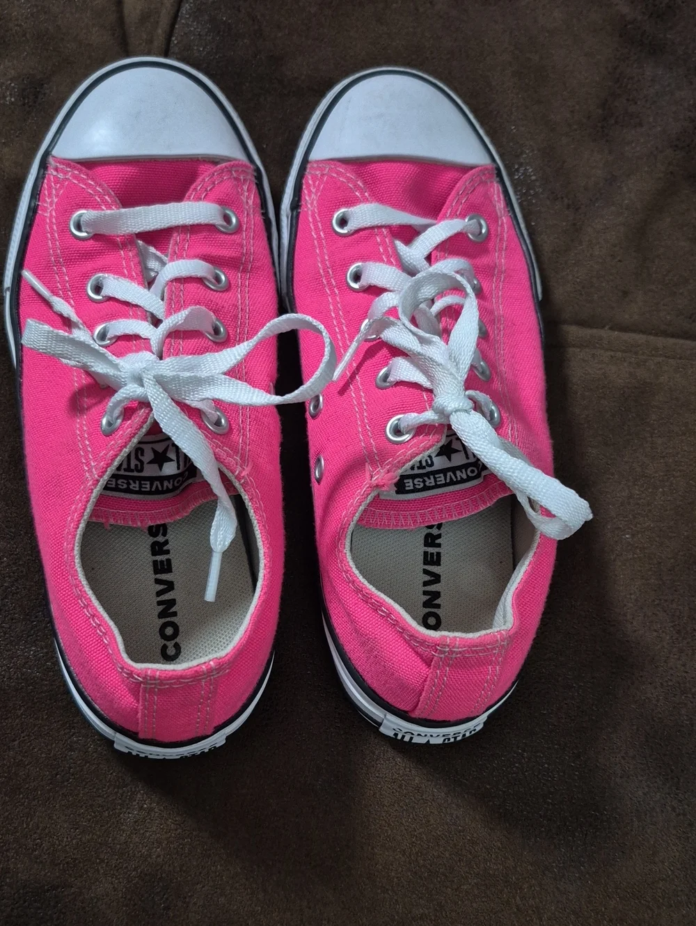 Converse Low Top Canvas Sneakers - Bright Pink